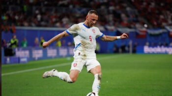 Češi v Evropě: Coufal s Hranáčem slavili vítězství, Bucha zařídil gól