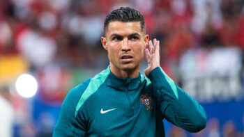 Cristiano Ronaldo přepsal historii. Stal se prvním fotbalovým miliardářem