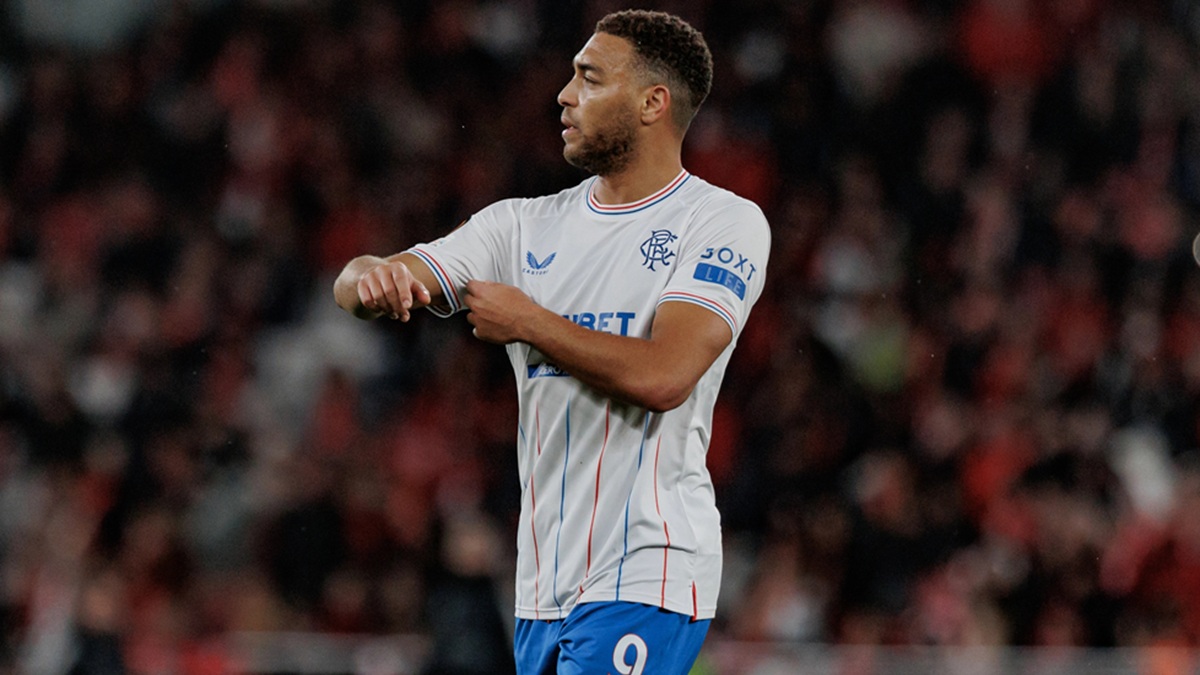 Horší než Besiktas? Na soupisce soupeře Hradce je ex-brankář Barcelony, kat Slavie i legenda Interu