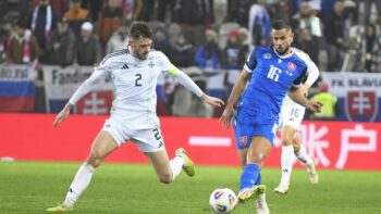 Slovensko rozhodlo proti Severnímu Irsku gólem v závěru a má jistotu baráže