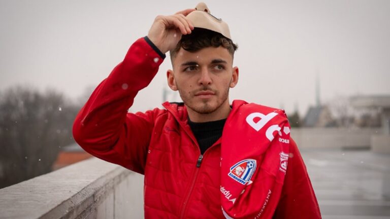 Alijagič dostává další šanci a vrací se do Chance ligy. Zbaví se velký talent nálepky problémového hráče?