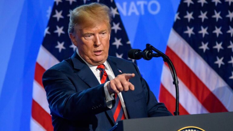 Trump baví po celém světě. Svým výstupem narušil oslavy Chelsea