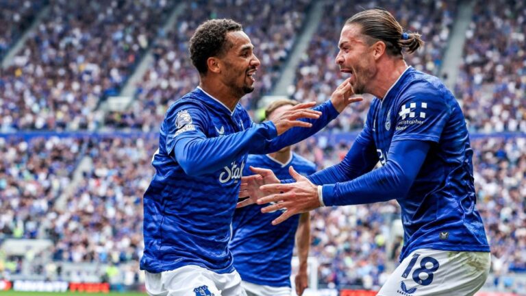 Nádhera! Everton novým stadionem zdobí Premier League, hned první zápas na něm vyhrál