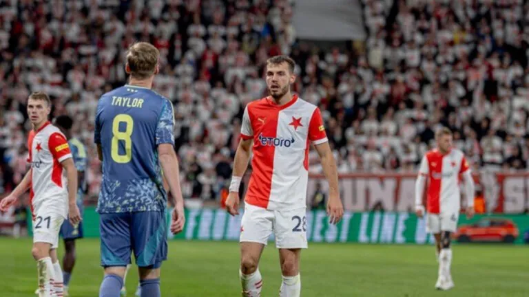 Pikantní přestup. Bývalý talent Slavie nyní posiluje rivala v boji o titul