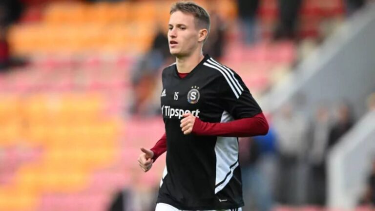 V této sezóně si Jakub Jankto za Cagliari ještě nekopl. Dostane šanci v jiném klubu?
