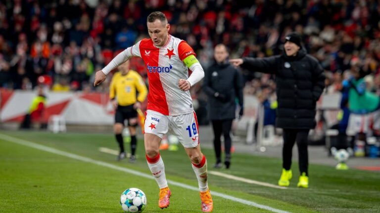 Zkrat v Lize mistrů: Bořil jako žolík Slavii nepomohl, do sprch se pakoval po čtyřech minutách