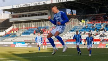 Předčasné Vánoce na Hané. Kliment zůstává v Olomouci, fanoušci žasnou: Začíná to vonět titulem!