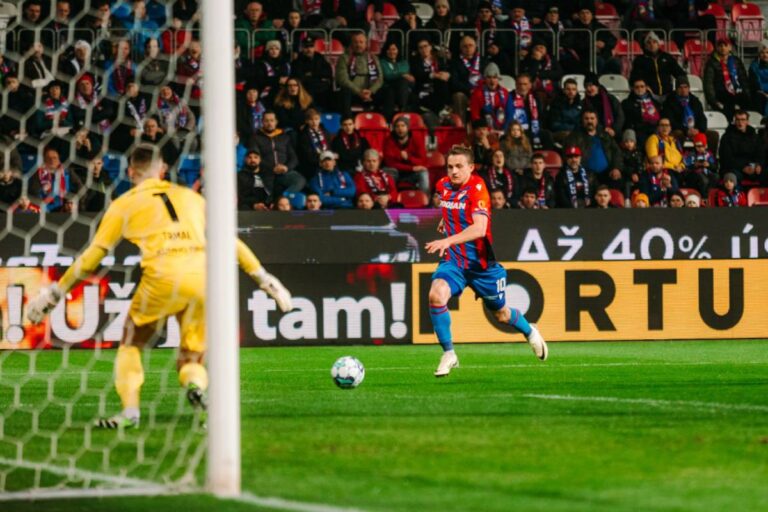 Viktoriáni po Hejdovi oznamují další prodloužení smlouvy! Jan Kopic i nadále zůstává věrný Plzni