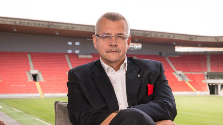 Tvrdík popřel další přestupovou spekulaci. Slavia podle něj o příchodu hráče Brugg nejedná