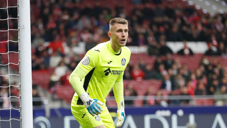 Letáček ohrozil své angažmá v Getafe! Fanoušci si přejí jeho vyhazov poté, co na stadionu podpořil rivala