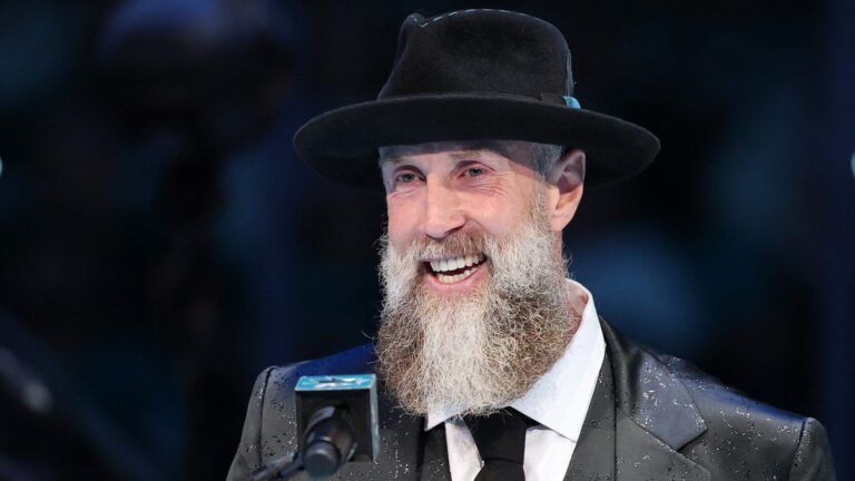 Legendární Joe Thornton se vrací do organizace Sharks