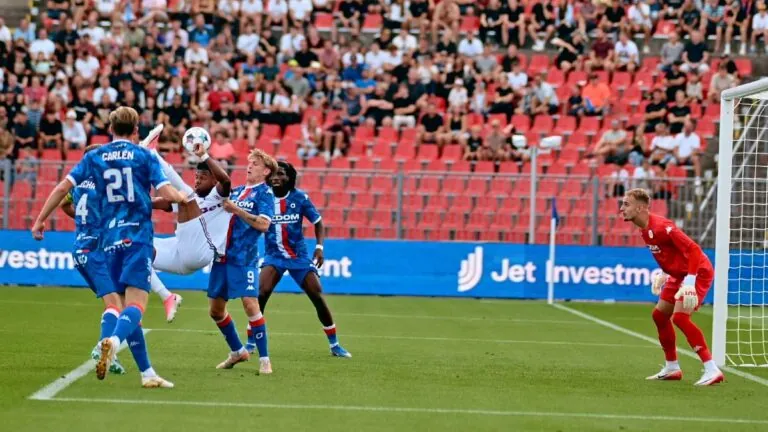 Debakl v Brně. Sparta rozebrala laxní Artis. Ryneš nadchl raketou, Mercado akrobatickým gólem