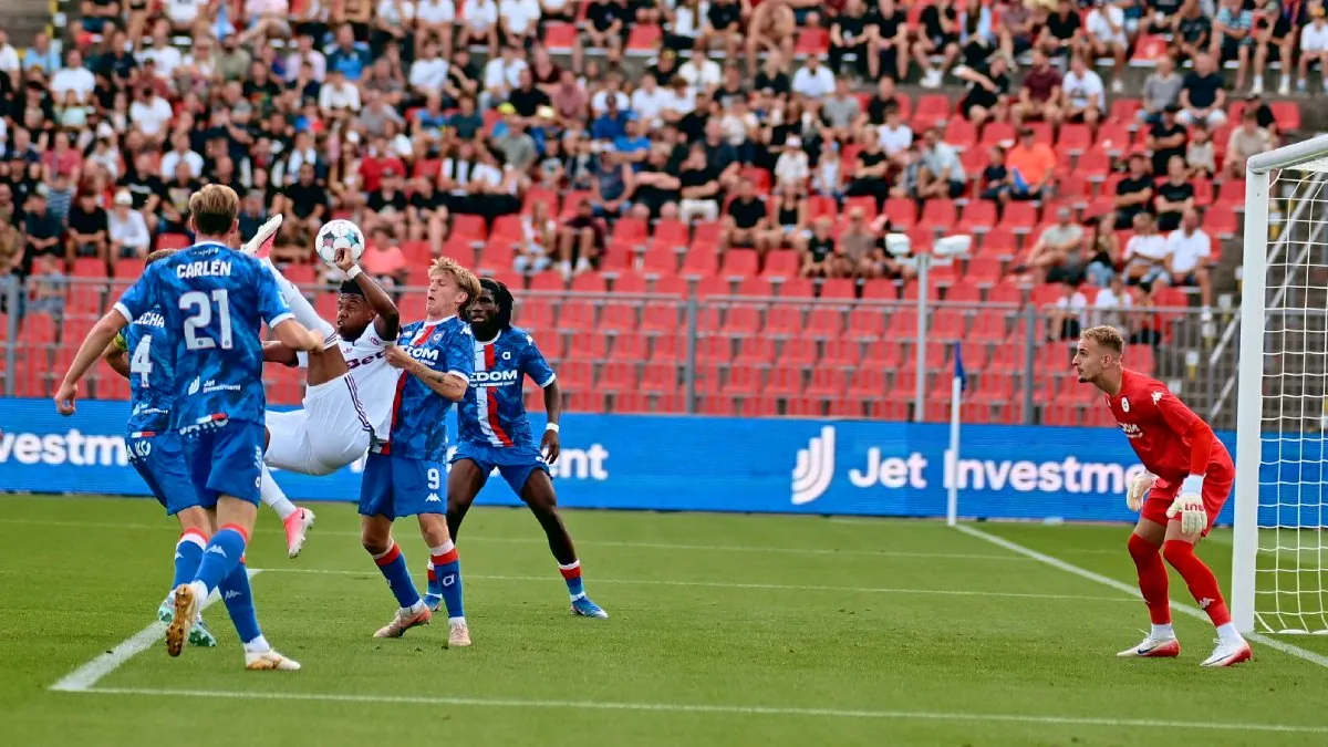 Debakl v Brně. Sparta rozebrala laxní Artis. Ryneš nadchl raketou, Mercado akrobatickým gólem