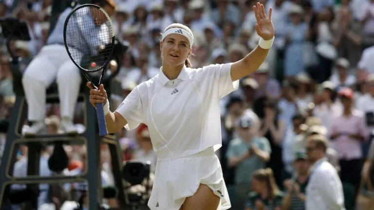 Pohádkový Wimbledon pro Češky. Muchová a Nosková si rozdělí historickou prémii