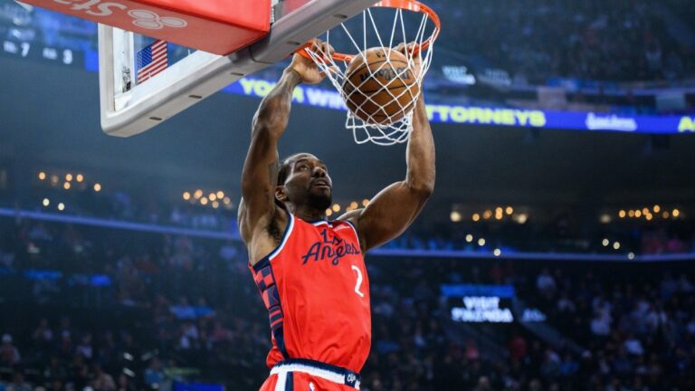 Z otloukánka postrachem NBA. Clippers po bídném startu větří play-off, Leonard září