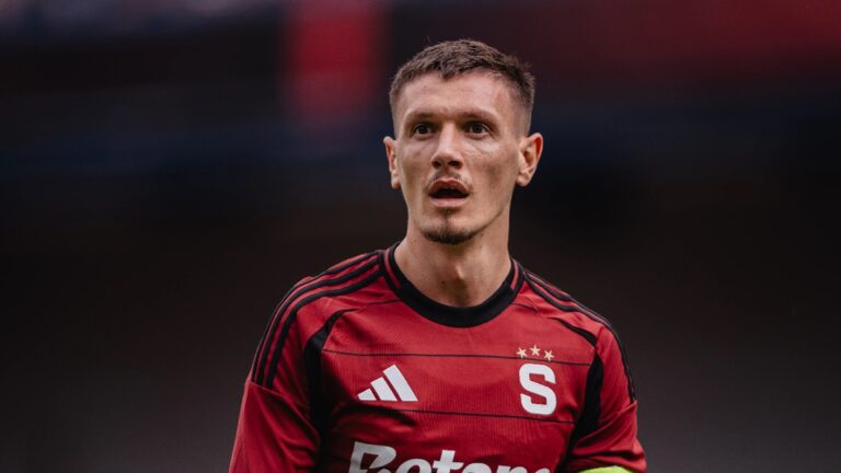 Pomsta za nedůvěru? Odepsaný Krasniqi plánuje potopit „svou“ Spartu