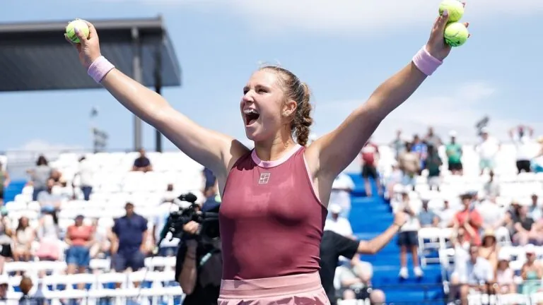Šestnáctiletá senzace, Serena z filmu i české naděje. Poznejte debutantky US Open