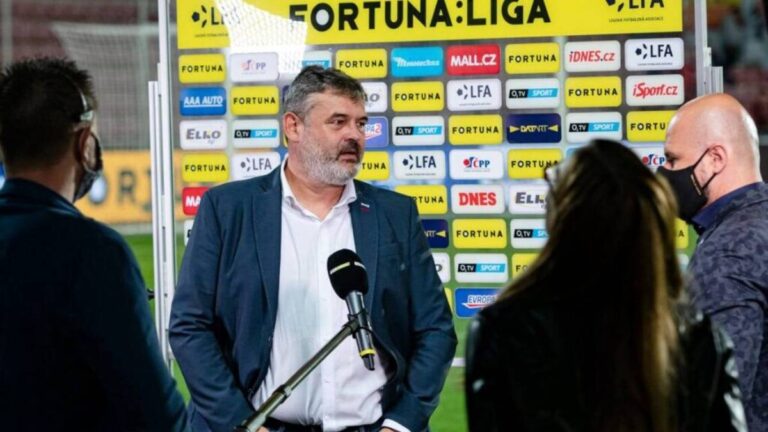 Sportovní ředitel Sigmy Minář: Pro mladé hráče je to velká motivace, když vidí, že cesta z B-týmu do áčka skutečně vede a mohou se tam posunout