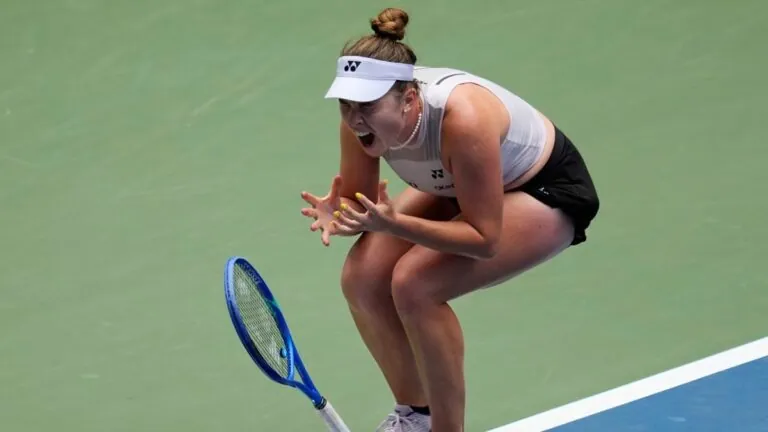 Nosková ustála newyorský thriller. Ve čtvrtfinále US Open ji čeká světová jednička