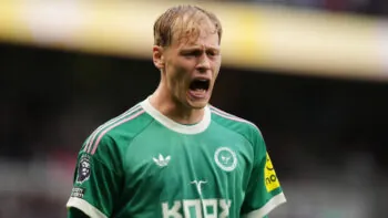 Horníček v první půli vychytal Tottenham, pak jeho Newcastle dvěma góly rozhodl