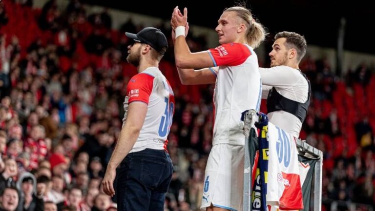 Ve Slavii ho nechtěli, ukrajinský bek nyní odchází do Rakouska. Talovjerov si vyzkouší další zahraniční angažmá