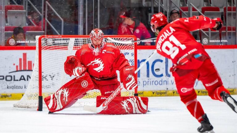 Hokejová extraliga finišuje. Koho čeká baráž a kdo se probojuje do play off?