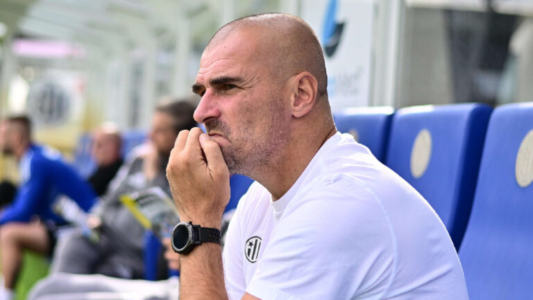 Škatulata, hejbejte se! Druhá liga zaznamenala tři trenérské rošády najednou