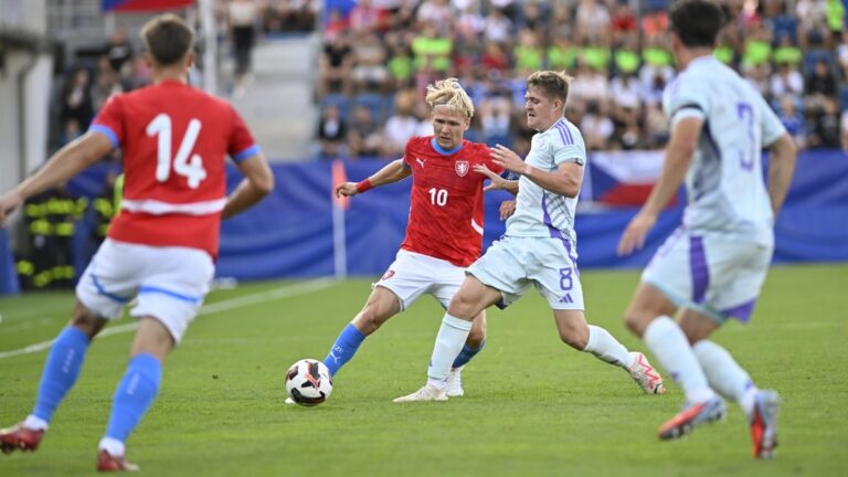 Matěj Šín Česko U21