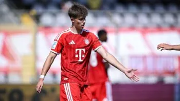 VIDEO: 17letý Čech Matouš Srb poprvé udeřil v dresu Bayernu! Hýbe se jako Neymar, žasnou fanoušci