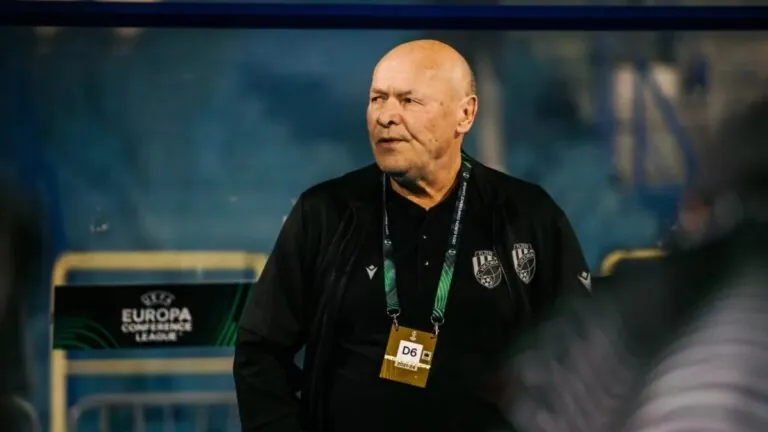 Reprezentace neporazila tým na úrovni Burkiny Faso. Odvolat Koubka, žádají fanoušci