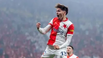 VIDEO: Slavia šla do vedení po gólu Chytila, ale krásným gólem srovnal Štorman