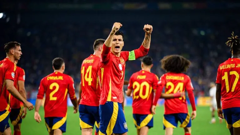 AC Milán přivedl kapitána mistrů Evropy! Morata se oficiálně vrací do Itálie, Rossoneri aktivovali výstupní klauzuli