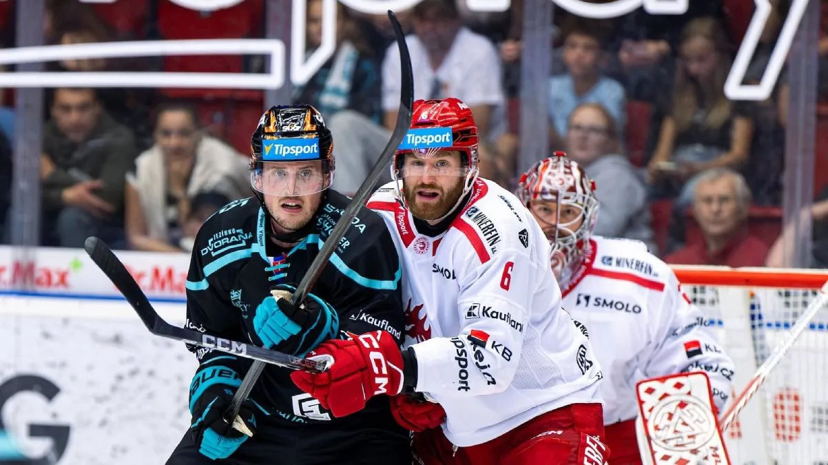 První extraligové body bere Třinec! Karlovy Vary nezvládli prostřelit Marka Mazance