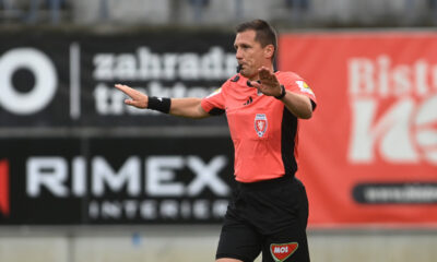 Ondřej Pechanec rozhodčí