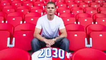 Hotovo, Slavia představila další posilu. Ubránila ji před zájmem z Plzně