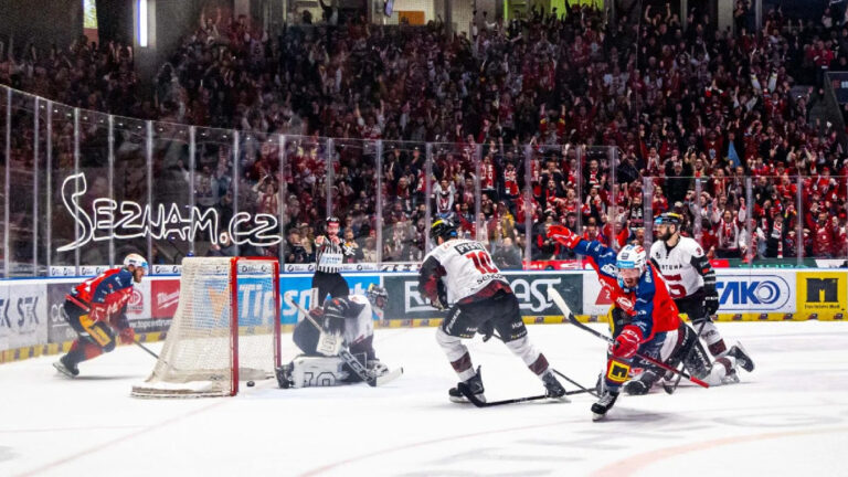 Pardubice proti Spartě? Strhující bitva, kterou degradovalo nedůstojné fňukání