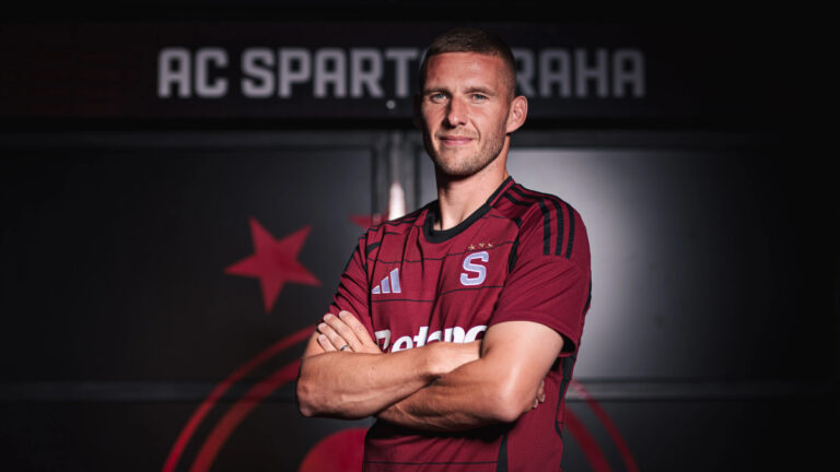 Video bídné jako minulá sezona. Sparta představila Pavla Kadeřábka velmi rozpačitě