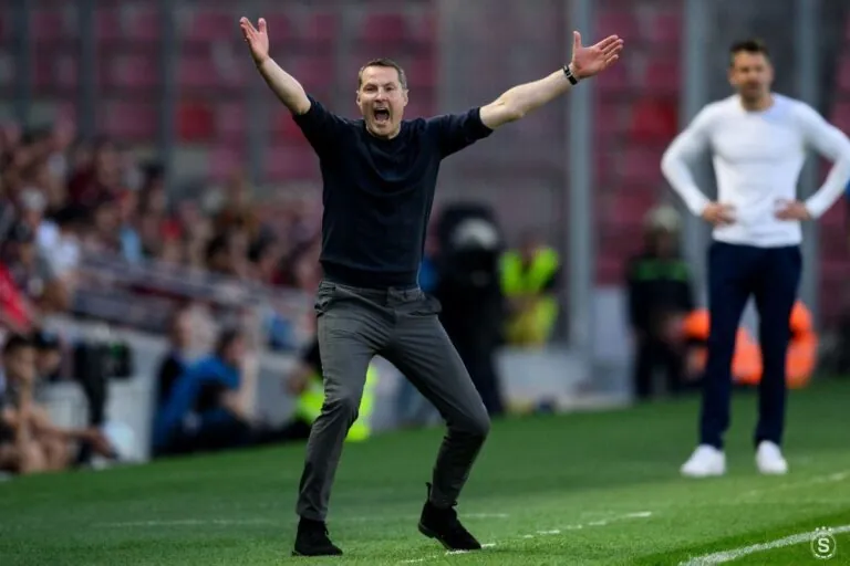 Hašek je zoufalý, podepište Priskeho! Fanoušci na sociálních sítích živě diskutují o spojení bývalého kouče Sparty s reprezentací