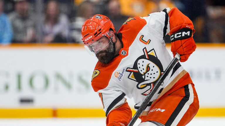 Trest za zranění hvězdy! Gudasovi se v NHL zavírají dveře, rýsuje se velkolepý návrat do extraligy