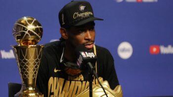 Oklahoma píše historii NBA. Nejužitečnějšího hráče si pojistila rekordní smlouvou