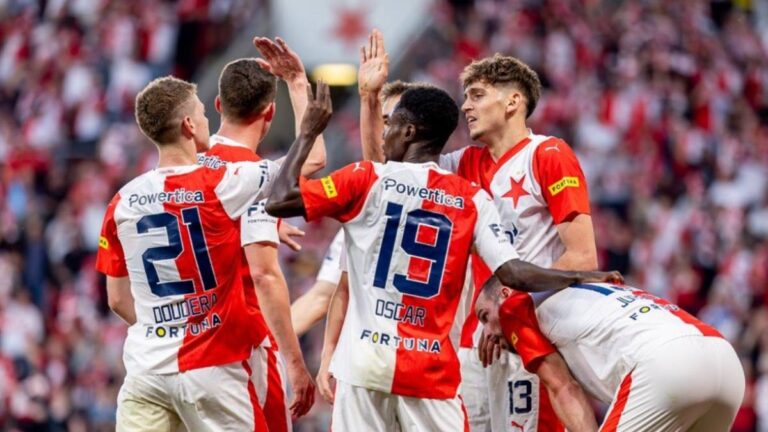 Tři tituly a pět pohárů! Slavii opouští velký sběratel trofejí. Za kolik bývalý slovenský reprezentant přestoupí?