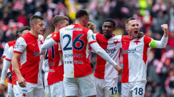 Slavia přišla o další hráče. Trpišovský potvrdil, že je Oscar zraněný. Co Chorý a Moses?