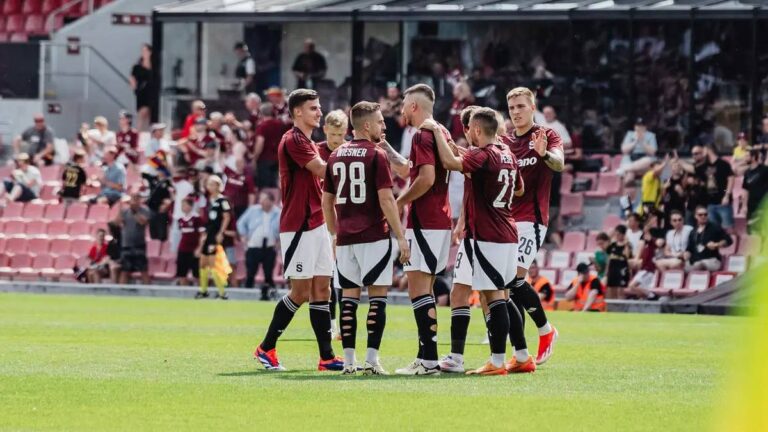 Co ukázala Sparta proti AIK Stockholm? Daněk se pral o šanci v kádru, zaujal i talentovaný Mokrovics