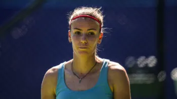 Životní jízdu ukončil zásah míčkem. Ruská tenistka teď pálí do WTA