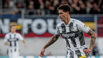 Trefa do černého. Horejš si po skalpu Sparty hýčká Čvančaru