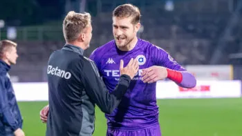 Gólman Tomáš Holý o konci v Brně, zážitcích z Anglie i o tom, proč se starší brankáři podceňují
