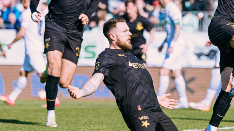 Slavia se zbavuje Kušeje. Co se stalo s hvězdou ligy, jenž měla našlápnuto do zahraničí?