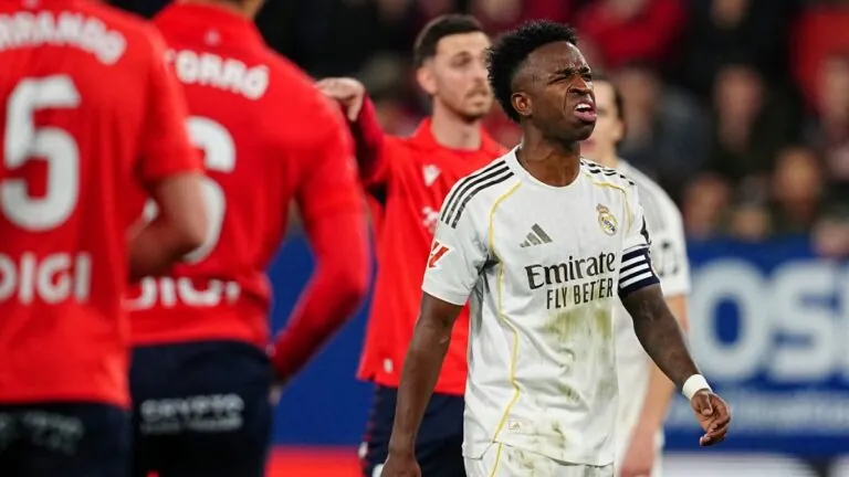 Drama na čele La Ligy pokračuje. Real Madrid padl s Osasunou, Barcelona může do vedení