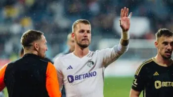 Vorel: Jsem rád, že nikdo nevběhl na hřiště, to tady bylo normální, rýpl si do fanoušků Slavie brankář