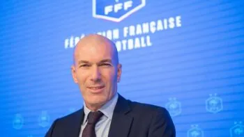 Pět let čekal, dnes se dočkal. Zidane je oficiálně trenérem francouzské reprezentace